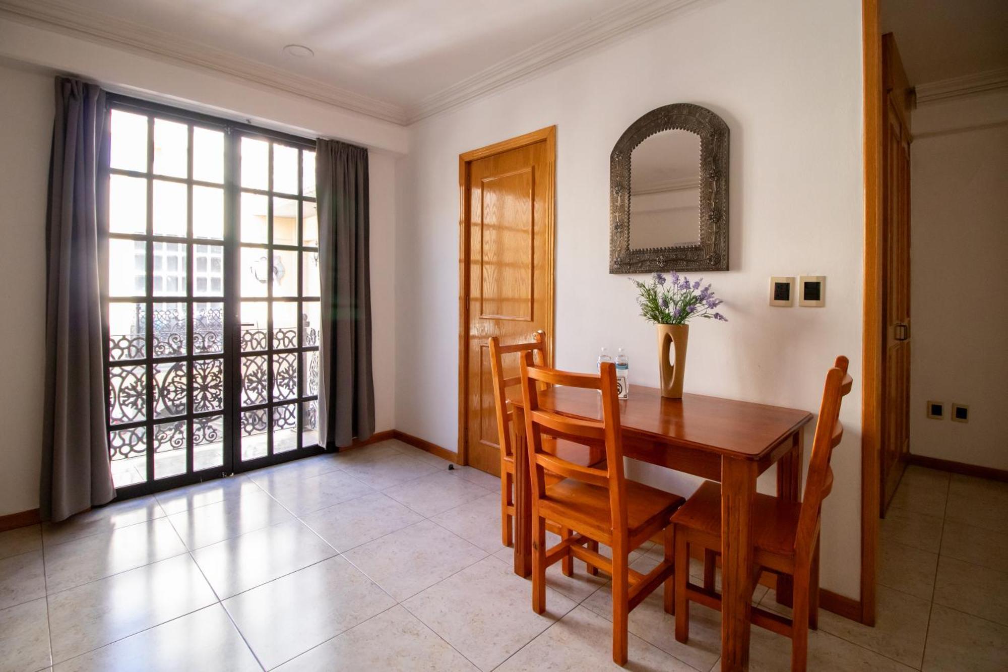 Suites Sevilla Пуебла Екстериор снимка