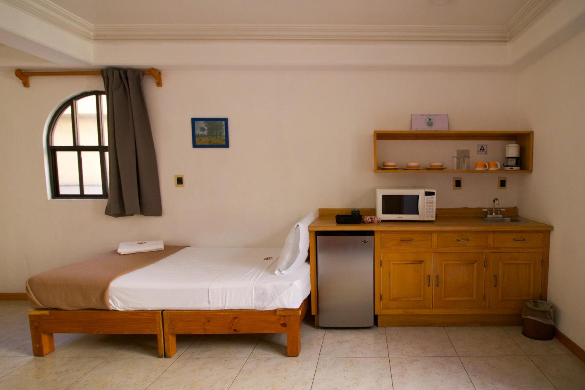 Suites Sevilla Пуебла Екстериор снимка