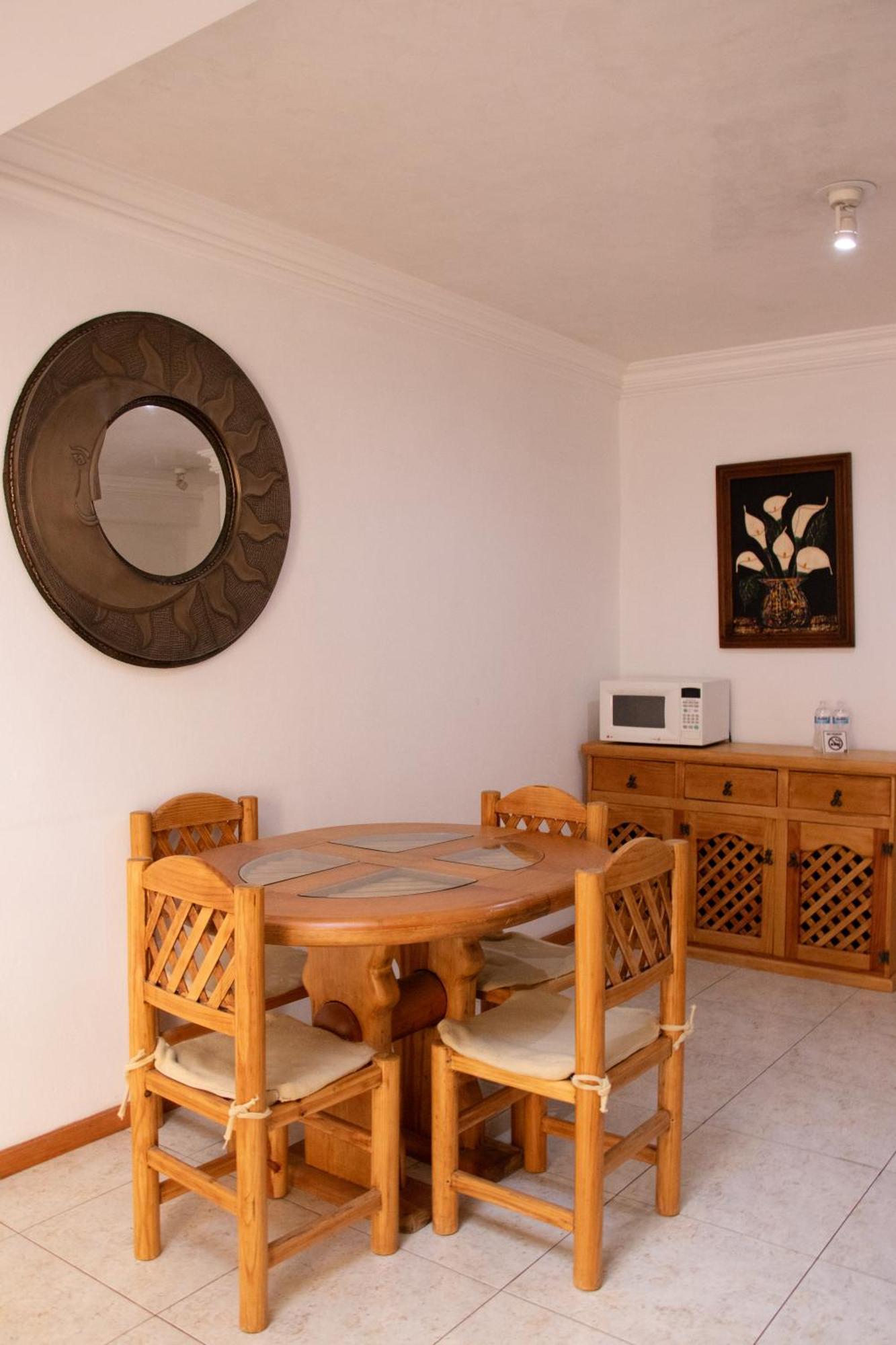 Suites Sevilla Пуебла Екстериор снимка