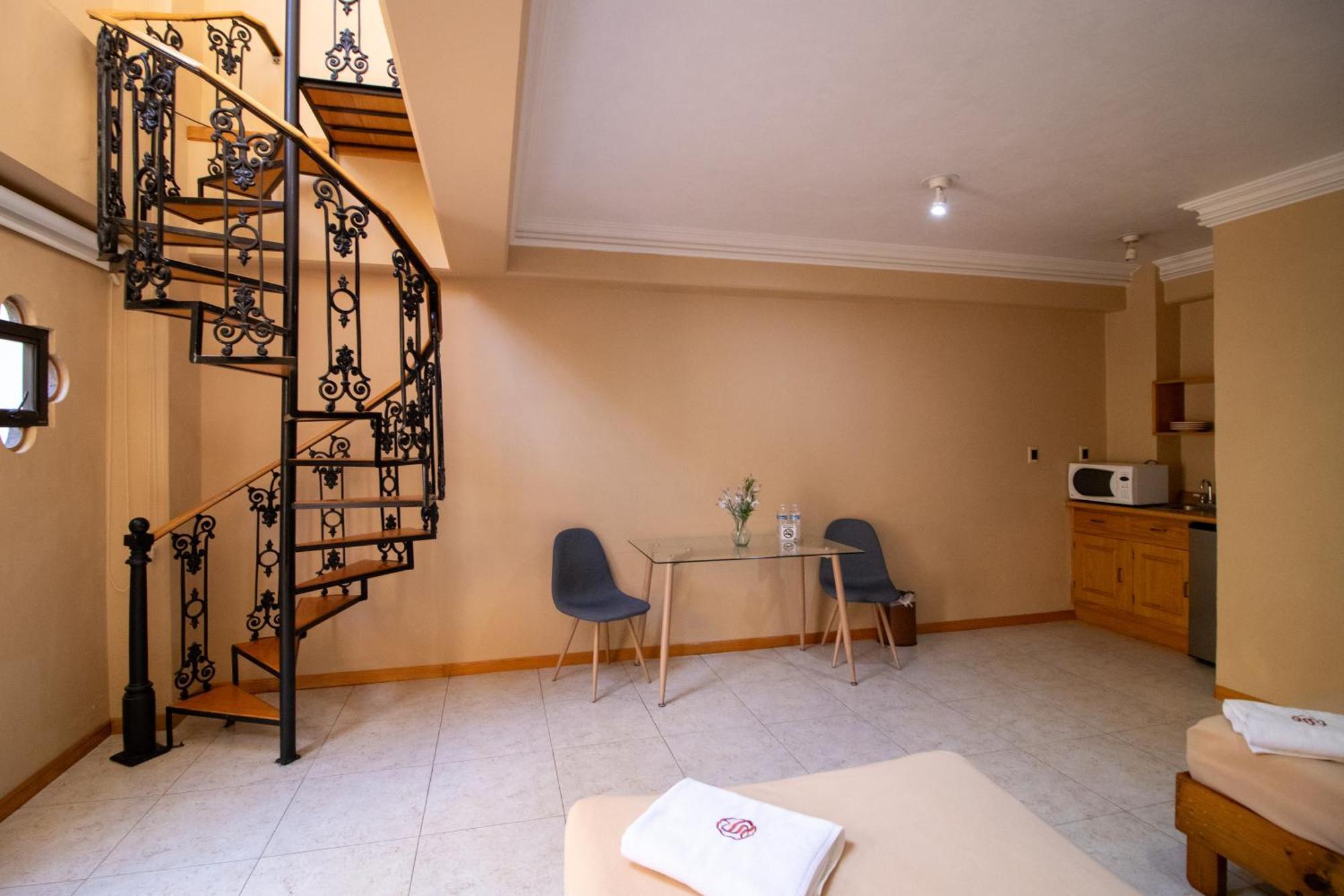 Suites Sevilla Пуебла Екстериор снимка