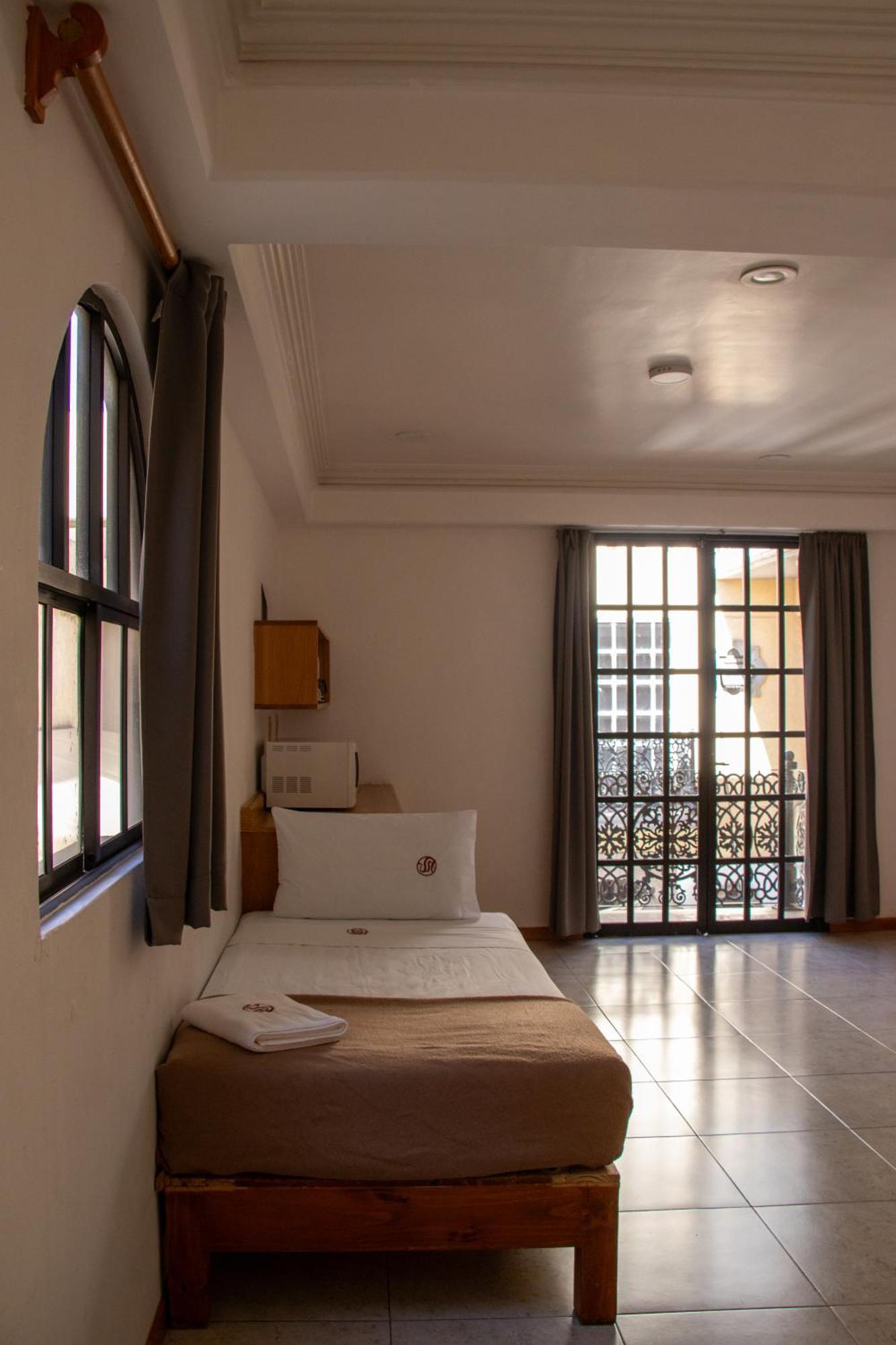 Suites Sevilla Пуебла Екстериор снимка