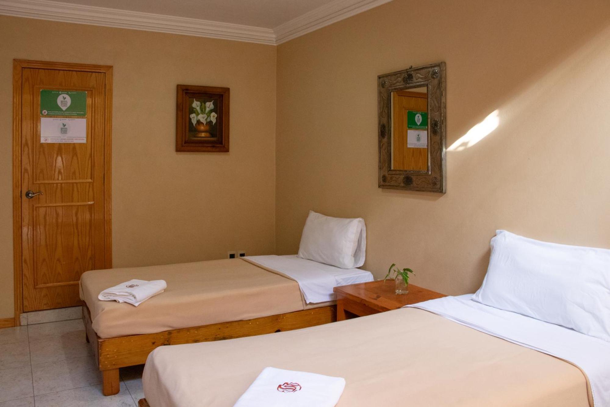 Suites Sevilla Пуебла Екстериор снимка